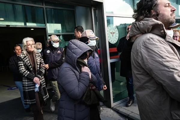 CHP’li belediyelere terör operasyonu! İşte 10 şüphelinin tutuklanma gerekçesi: Örgüt talimatı ile hareket ediyorlar!